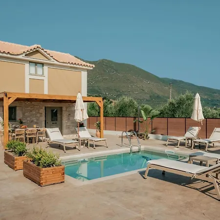 Kallithea, Family With 2 Bedrooms & Private Pool *