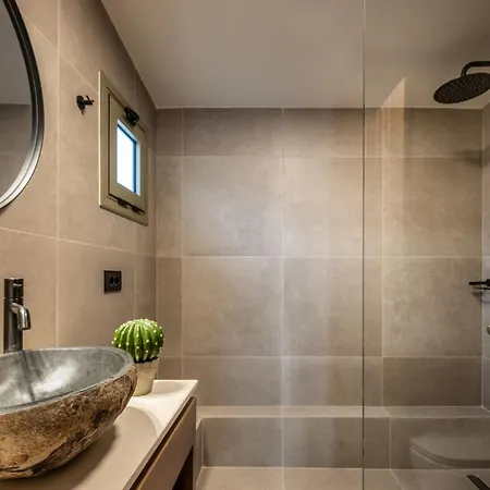 Kallithea, Family With 2 Bedrooms & Private Pool Willa *